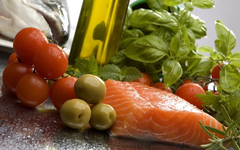 Salmon Fillet with Vegetables