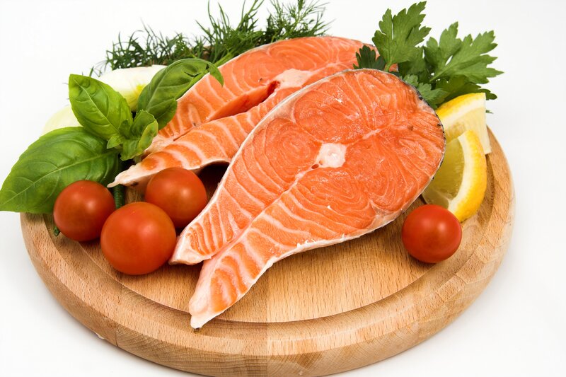 Salmon fillets with herbs and lemon