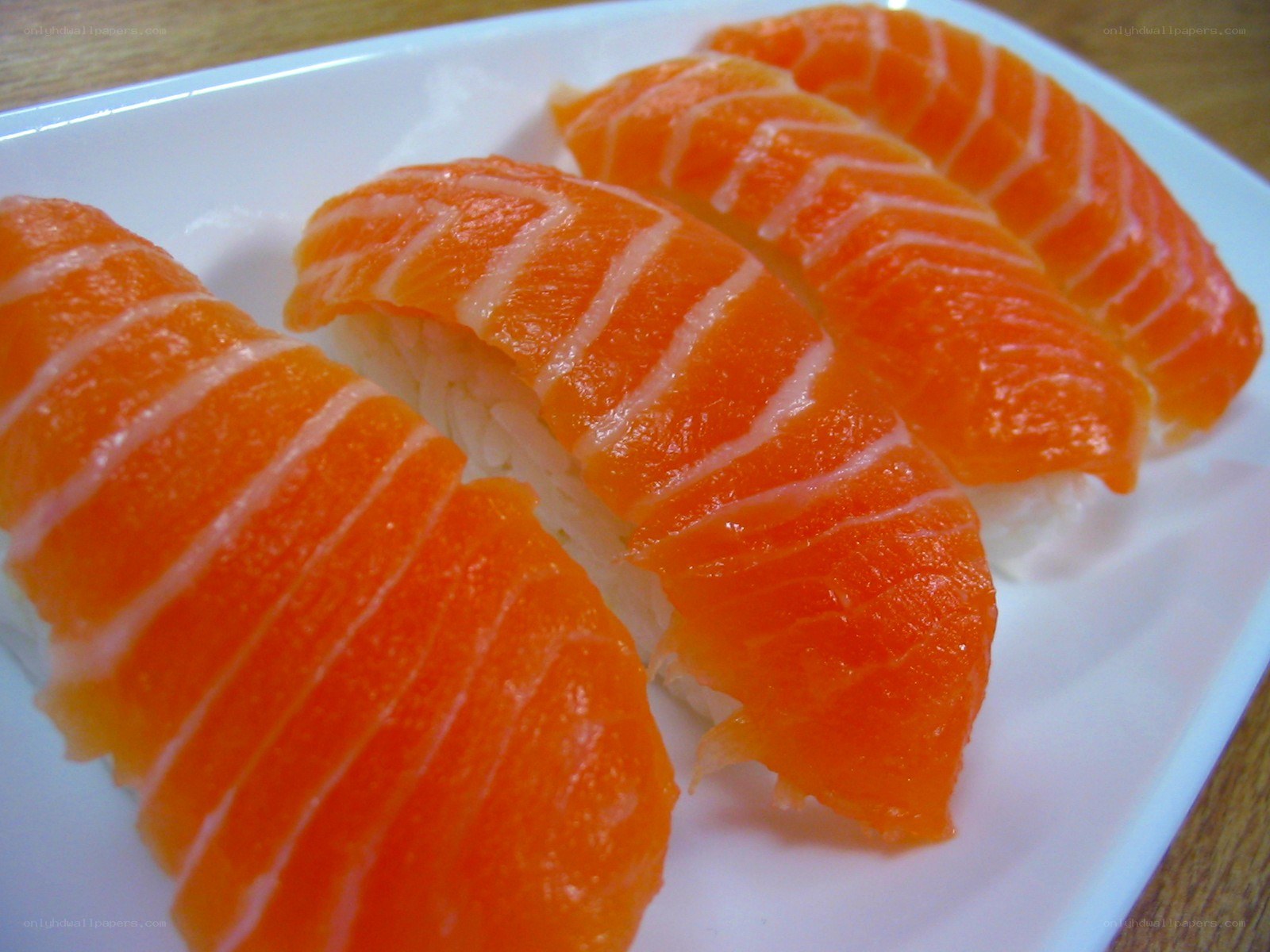 Salmon nigiri sushi