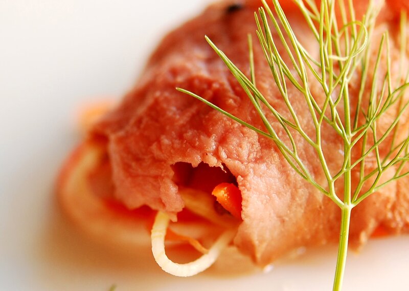 Salmon roll with dill
