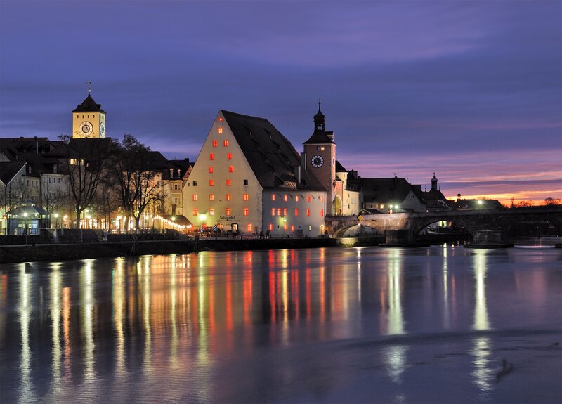 Salzgitter Building at Dusk