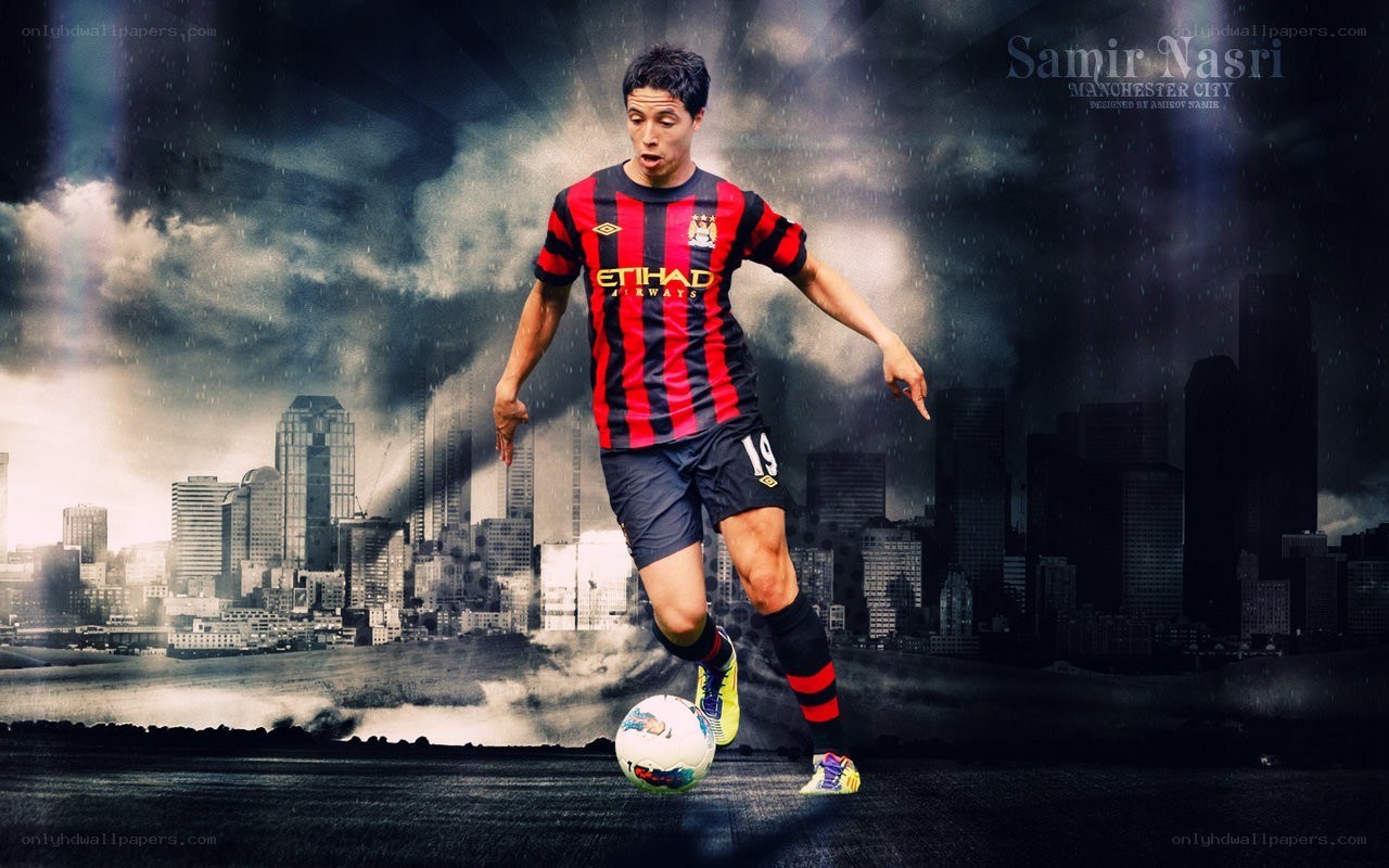 Samir Nasri in Manchester City kit