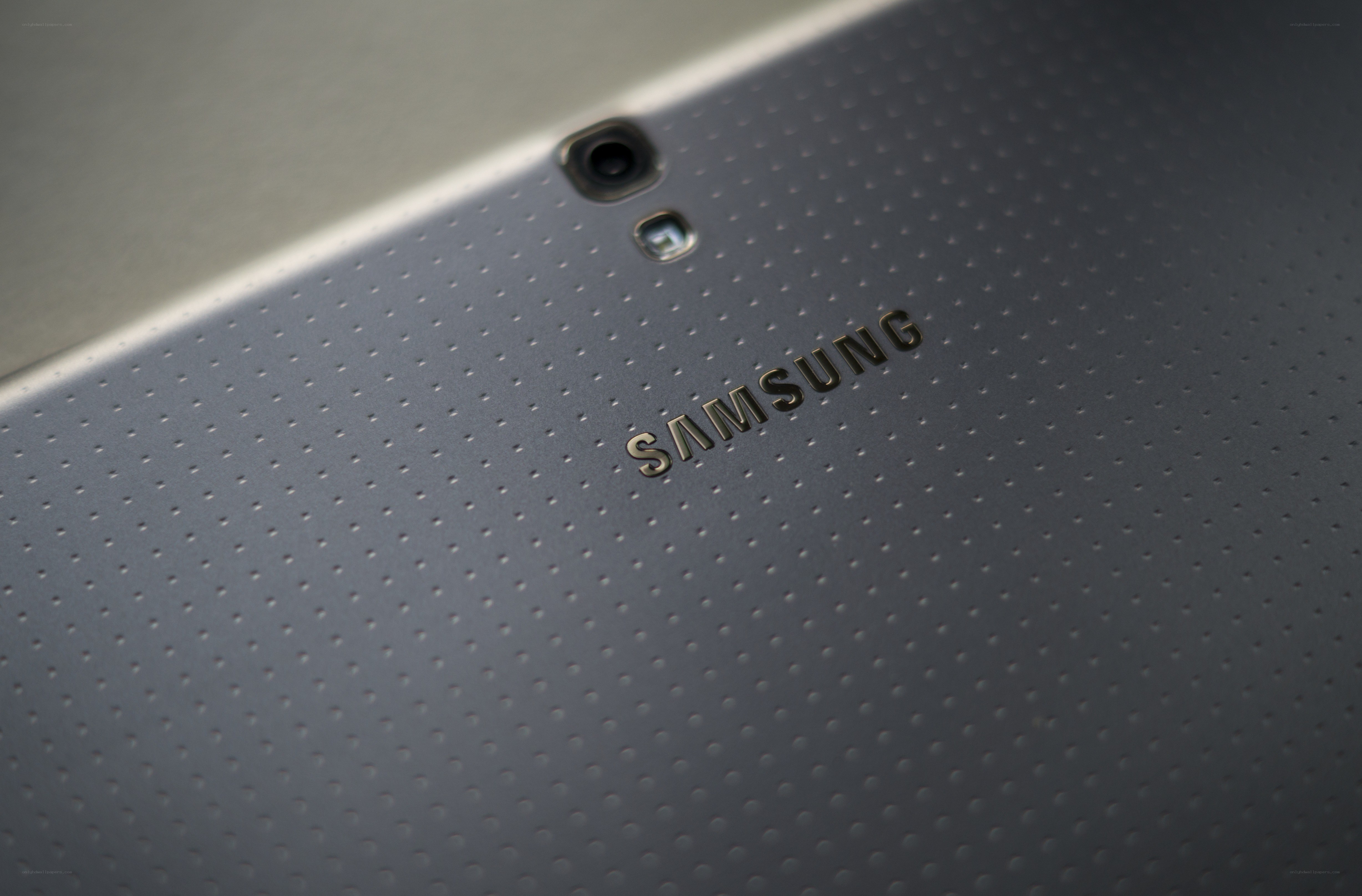 Samsung device back panel