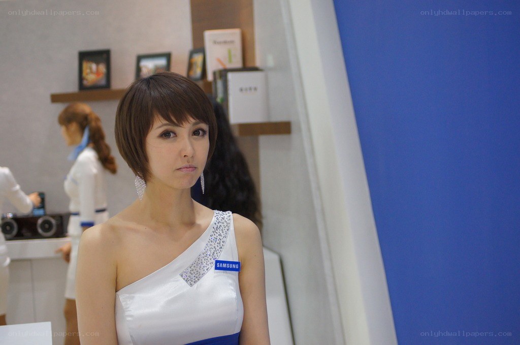 Samsung event model at trade show