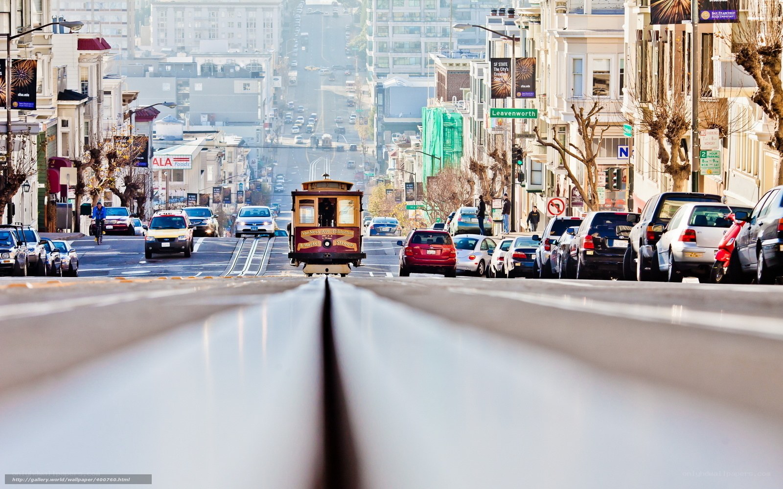 San Francisco cable car on a steep hill