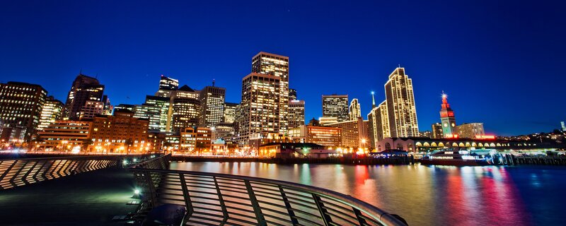 San Francisco skyline at night