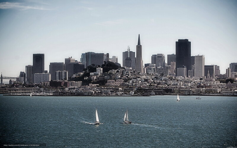 San Francisco skyline with sailboats