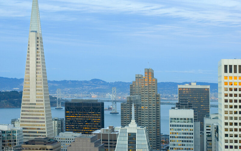 San Francisco skyline with Transamerica Pyramid
