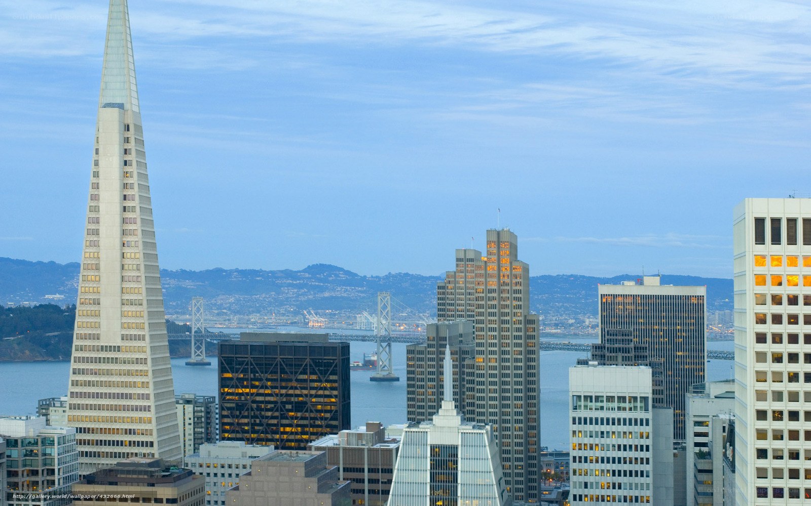 San Francisco skyline with Transamerica Pyramid