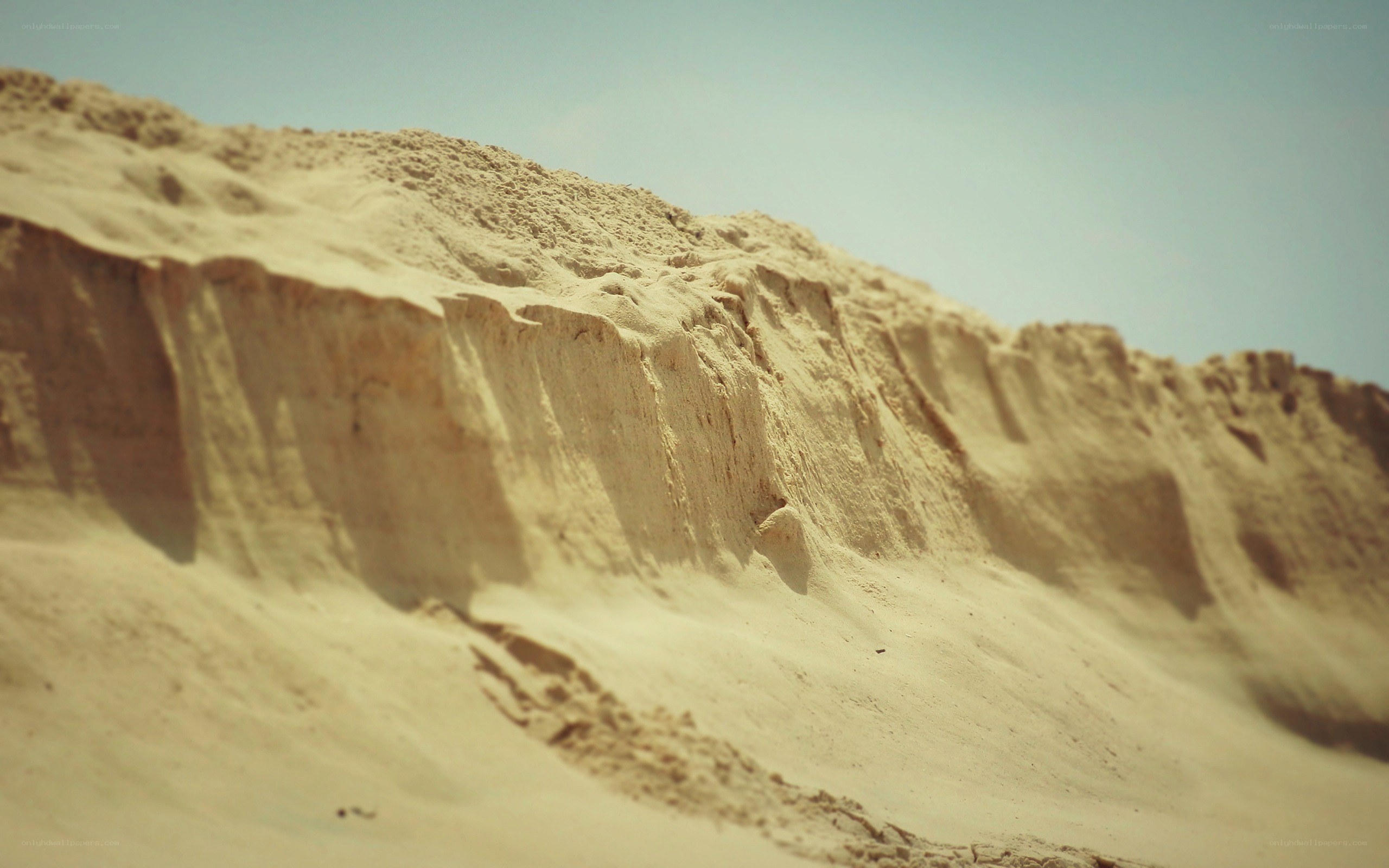sand dune cliff face
