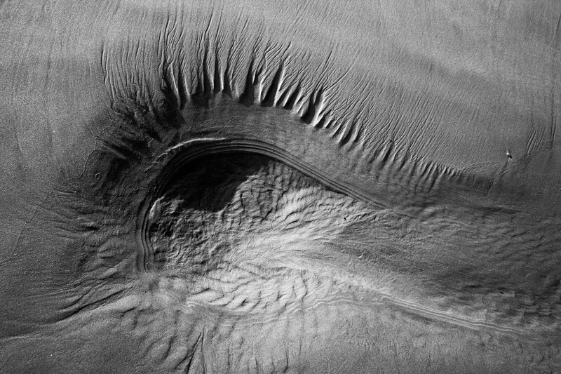 Sand Dune Texture — Black