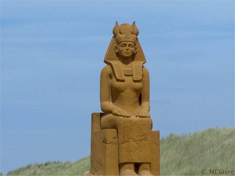 sand sculpture of egyptian pharaoh