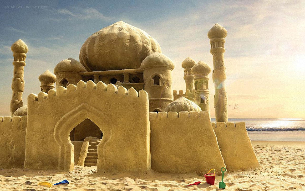 Sandcastle resembling a mosque