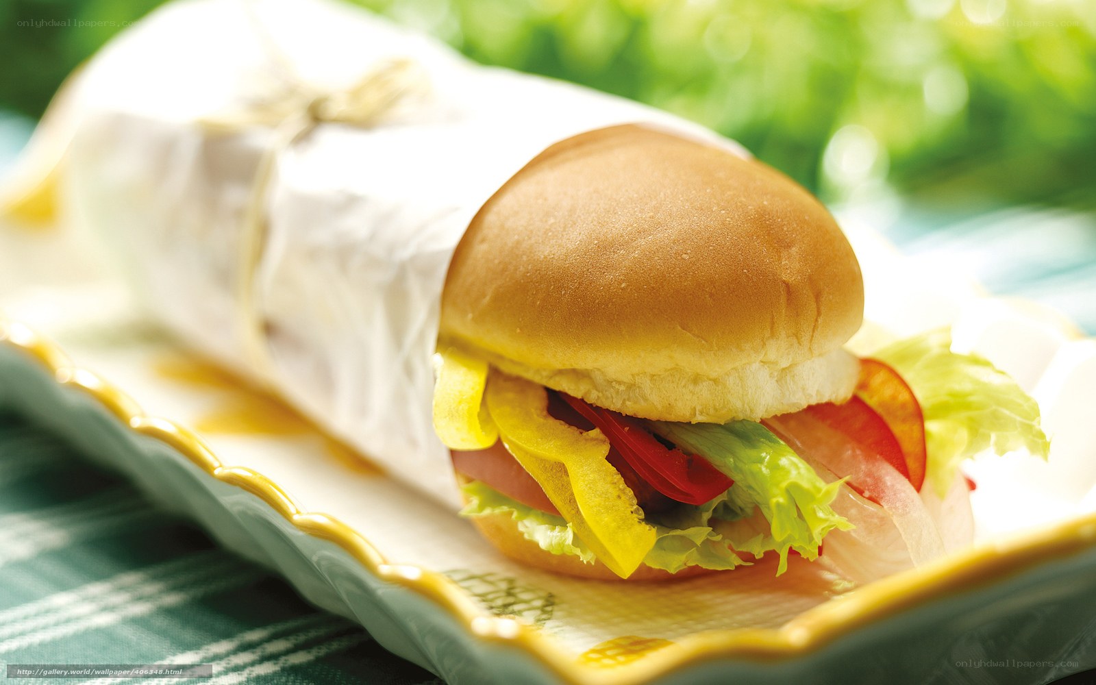 sandwich on a platter