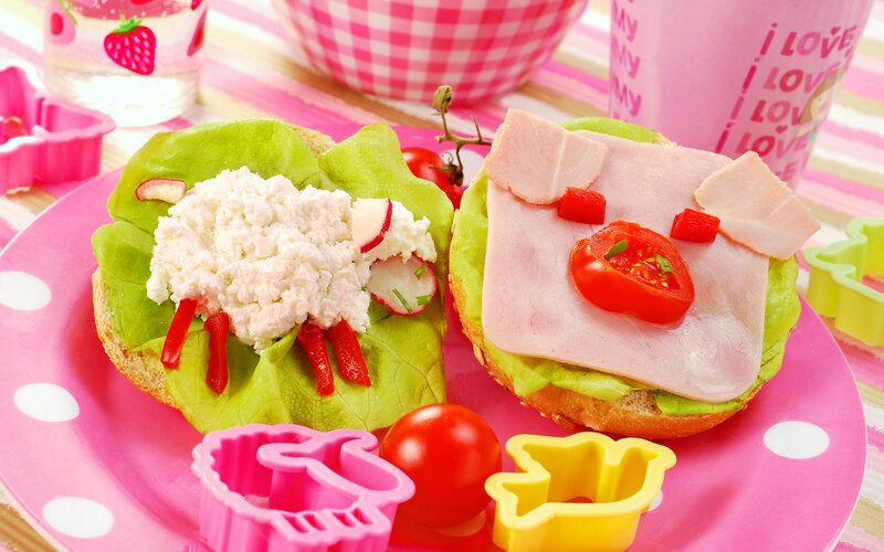 Sandwiches Shaped Like Animals