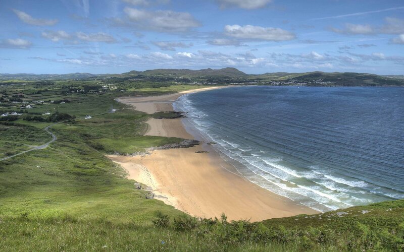 Sandy Beach and Ocean — Blue, Serene