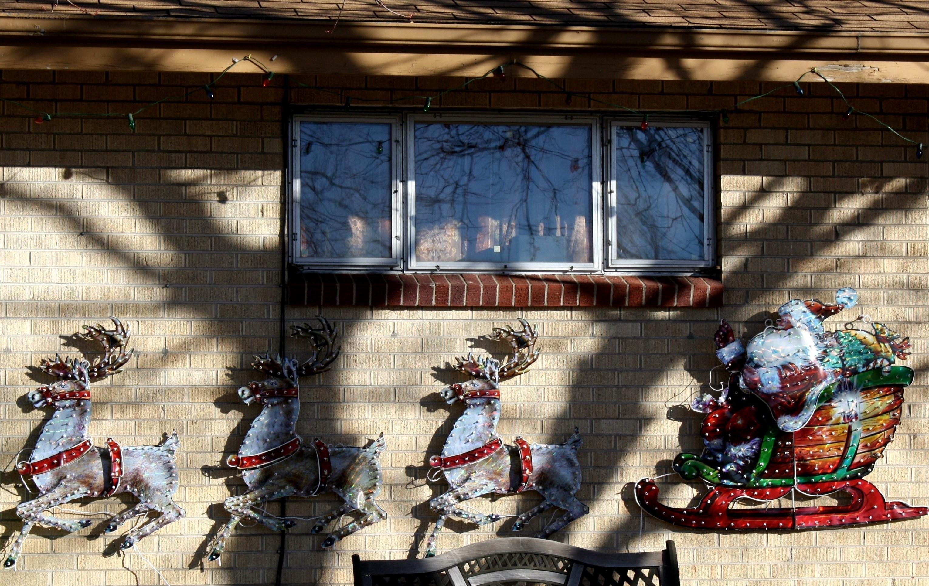 Santa and reindeer wall art