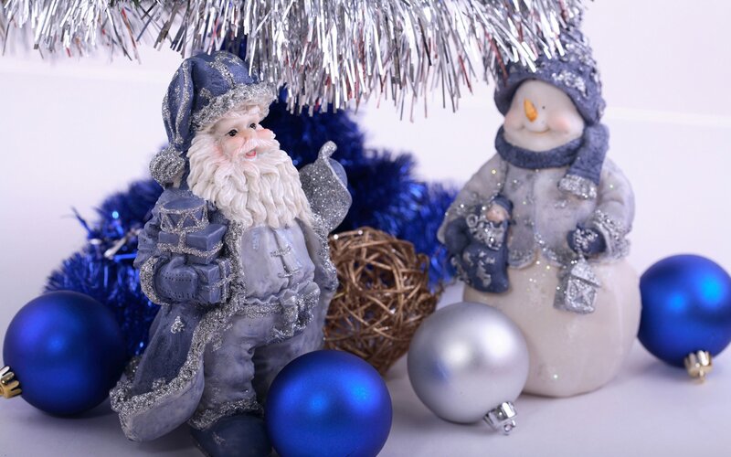 Santa and snowman figurines