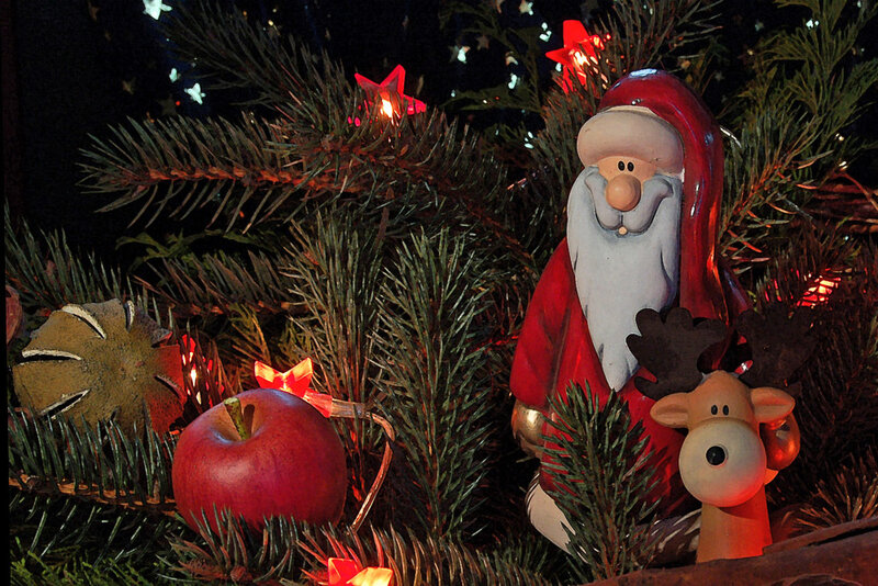 Santa Claus Figurine — Red
