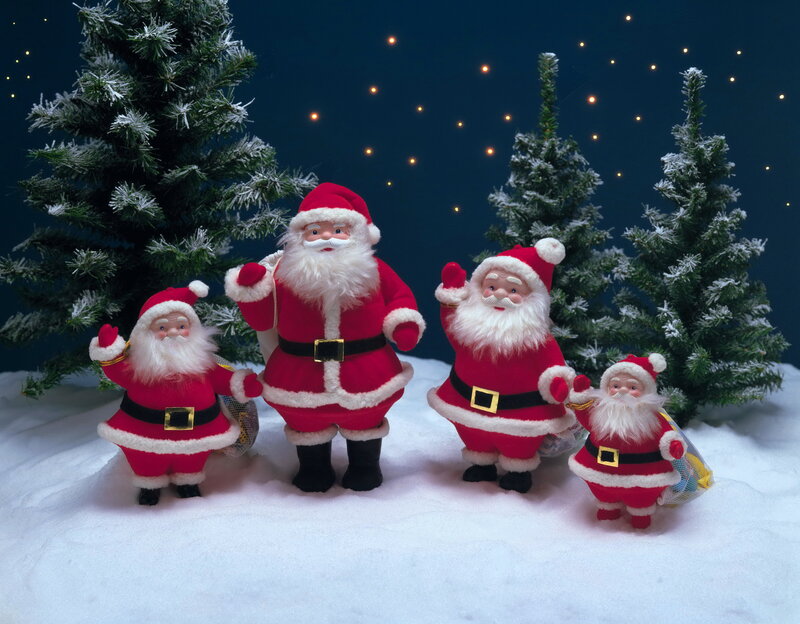 Santa Claus Figurines — Red