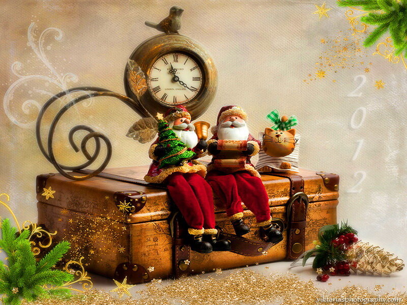 Santa Claus Figurines