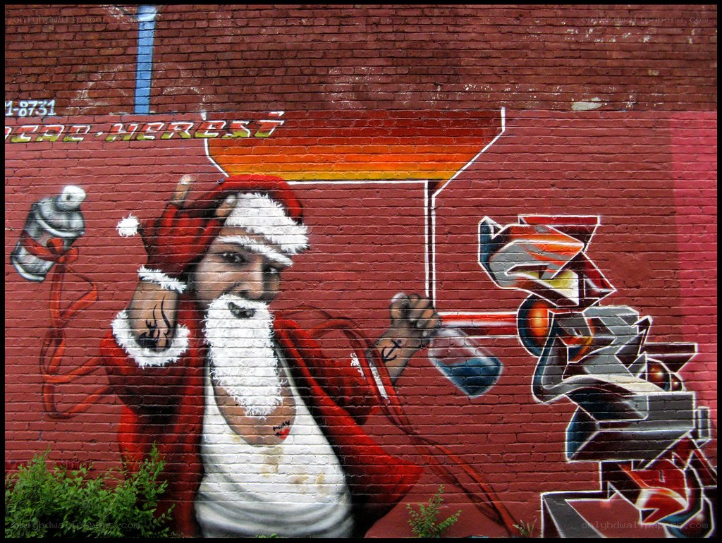 Santa Claus graffiti mural