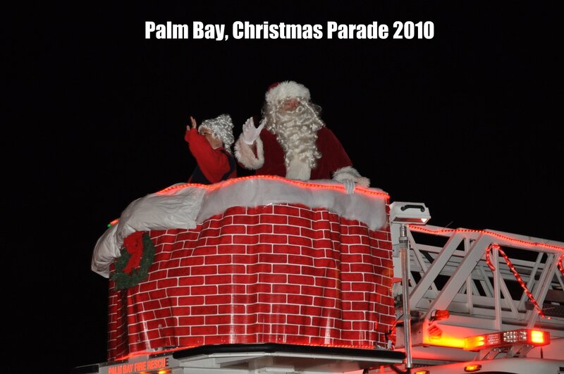 Santa Claus on Float — Red