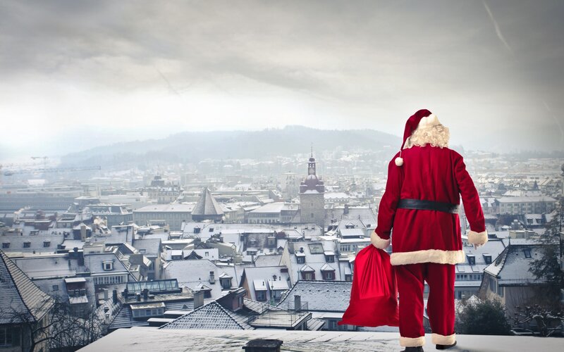 Santa Claus on Rooftop — Red, Serene