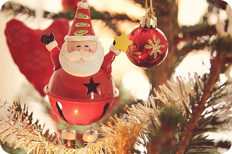 Santa Claus Ornament — Red, Festive, Winter