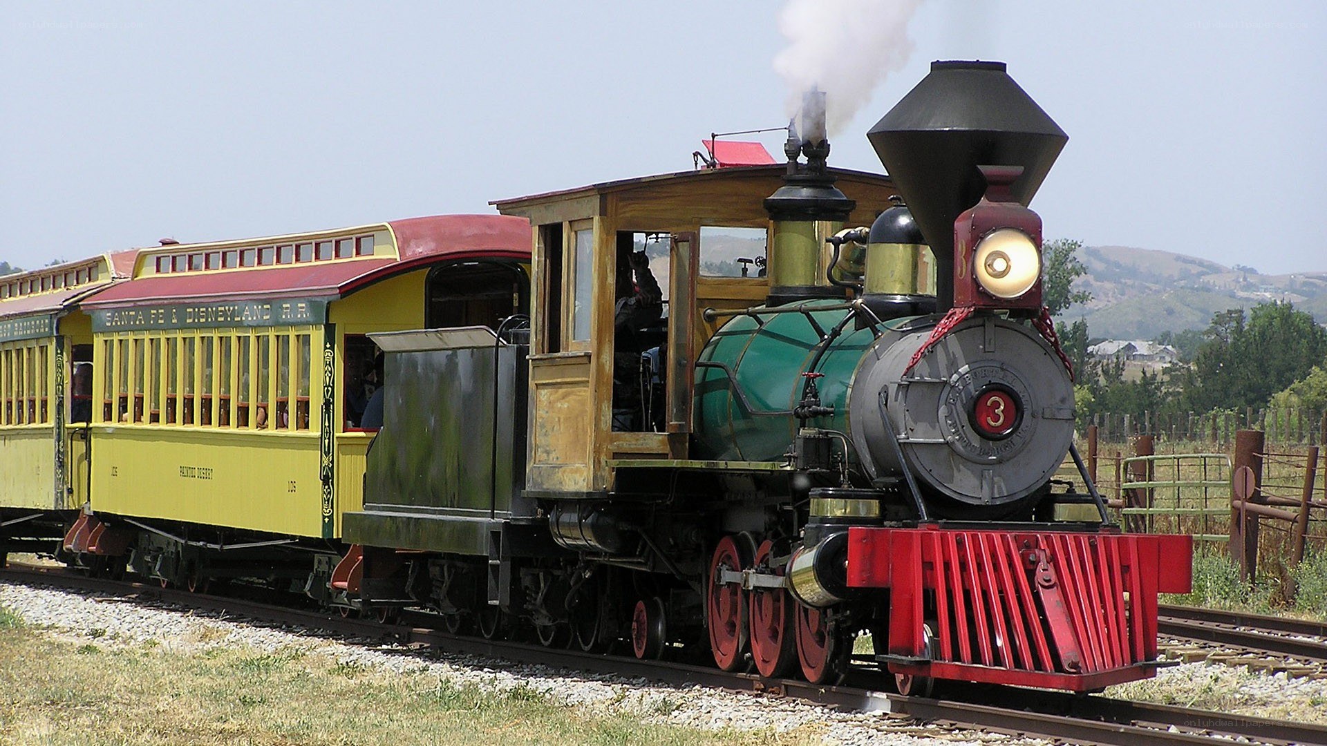 Santa Fe & Disneyland train