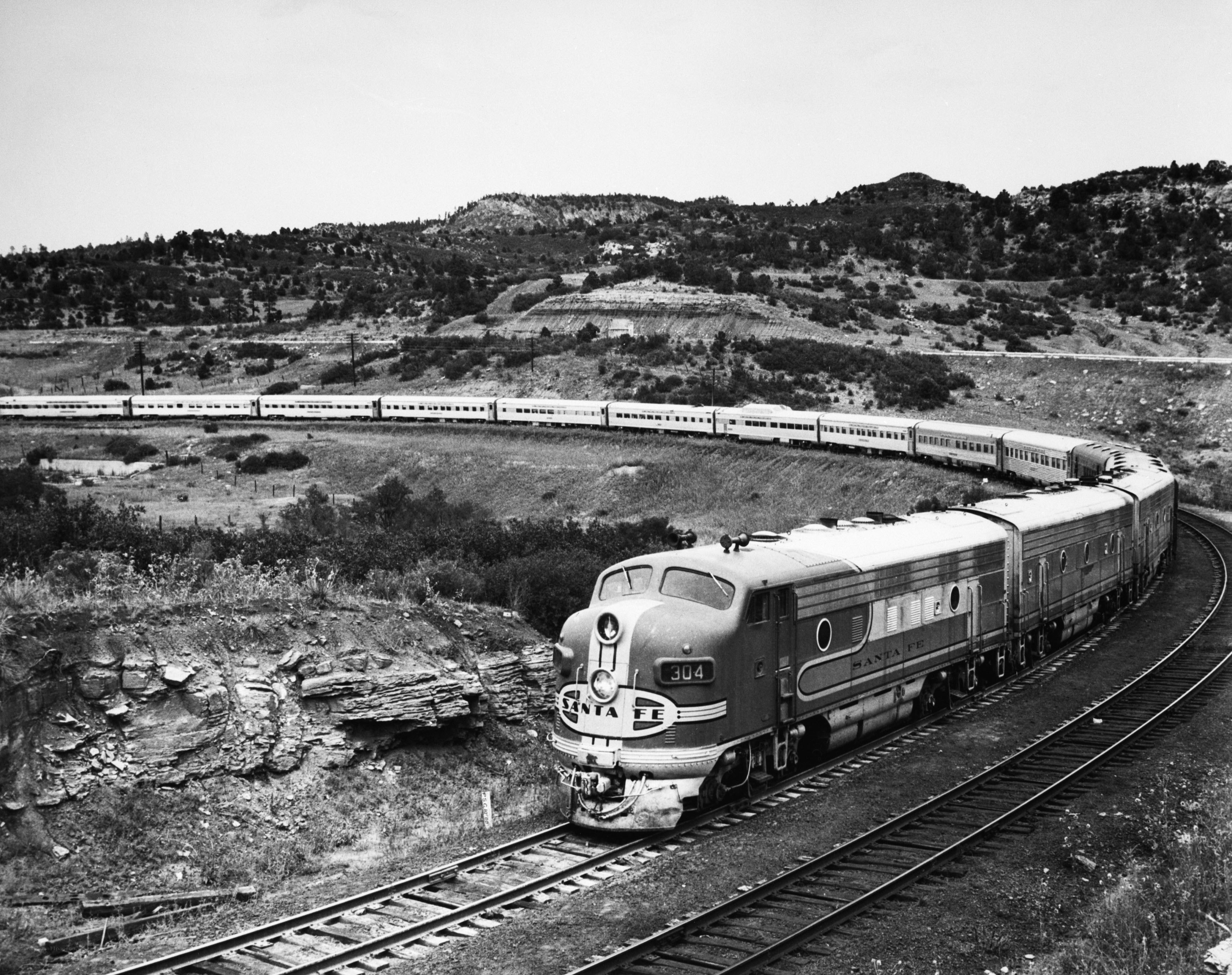 Santa Fe train on a winding track