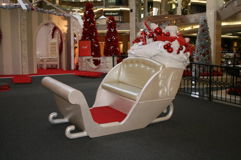 Santa's Sleigh Display
