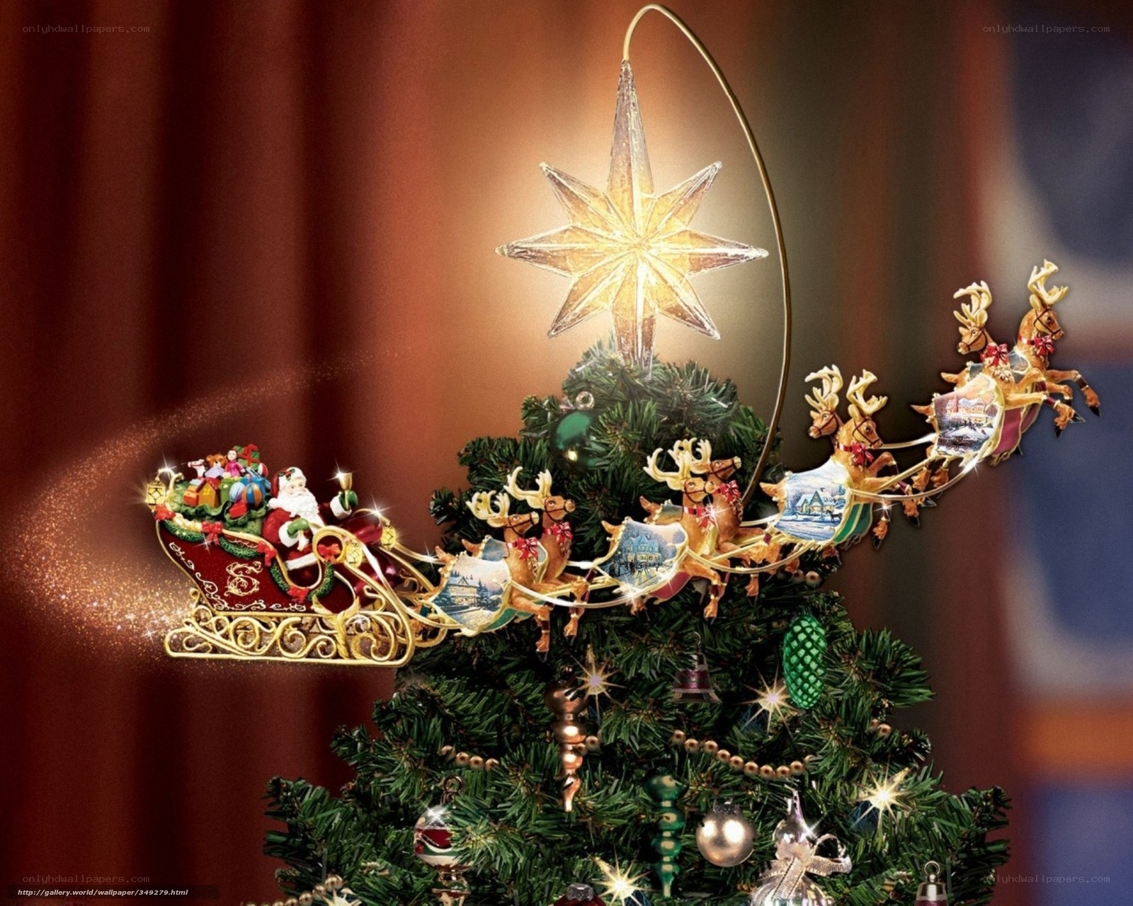 Santa's sleigh on Christmas tree