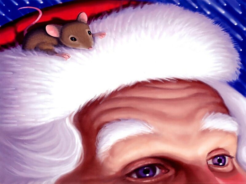 Santa with mouse on hat