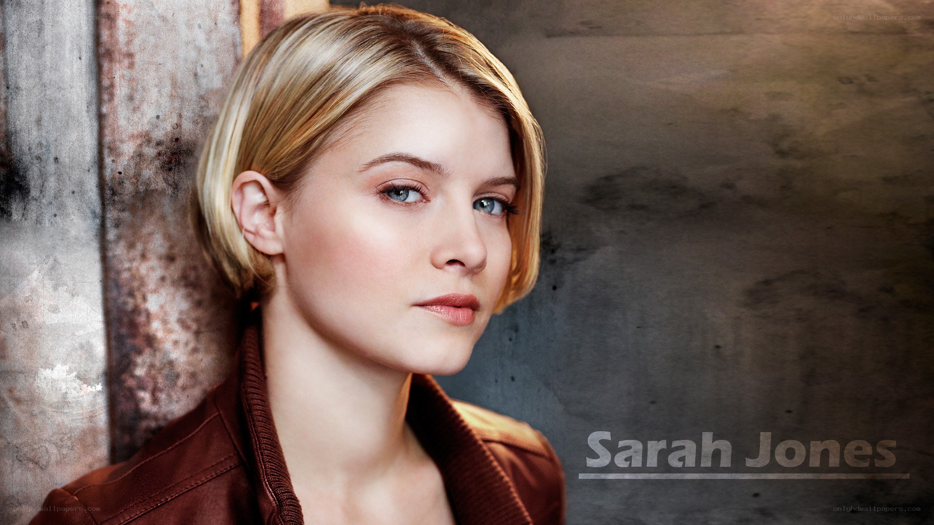 Sarah Jones portrait