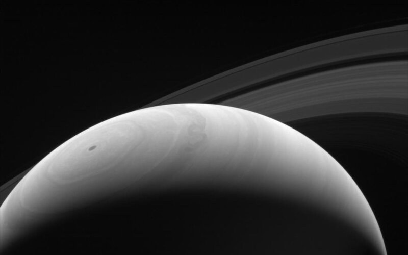 Saturn and Its Rings — Black, Dramatic, Photograph