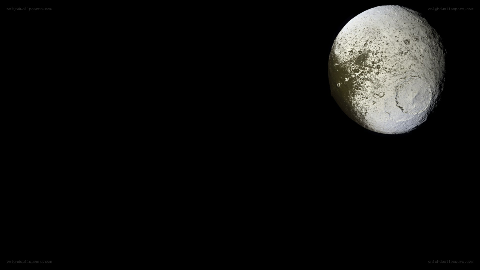 Saturn's moon Iapetus