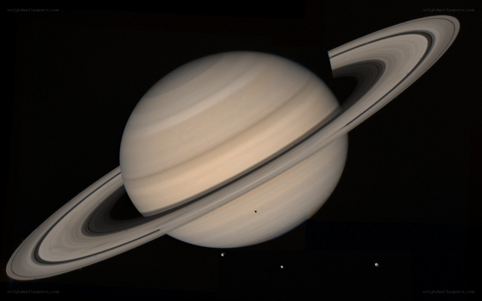 Saturn with its rings