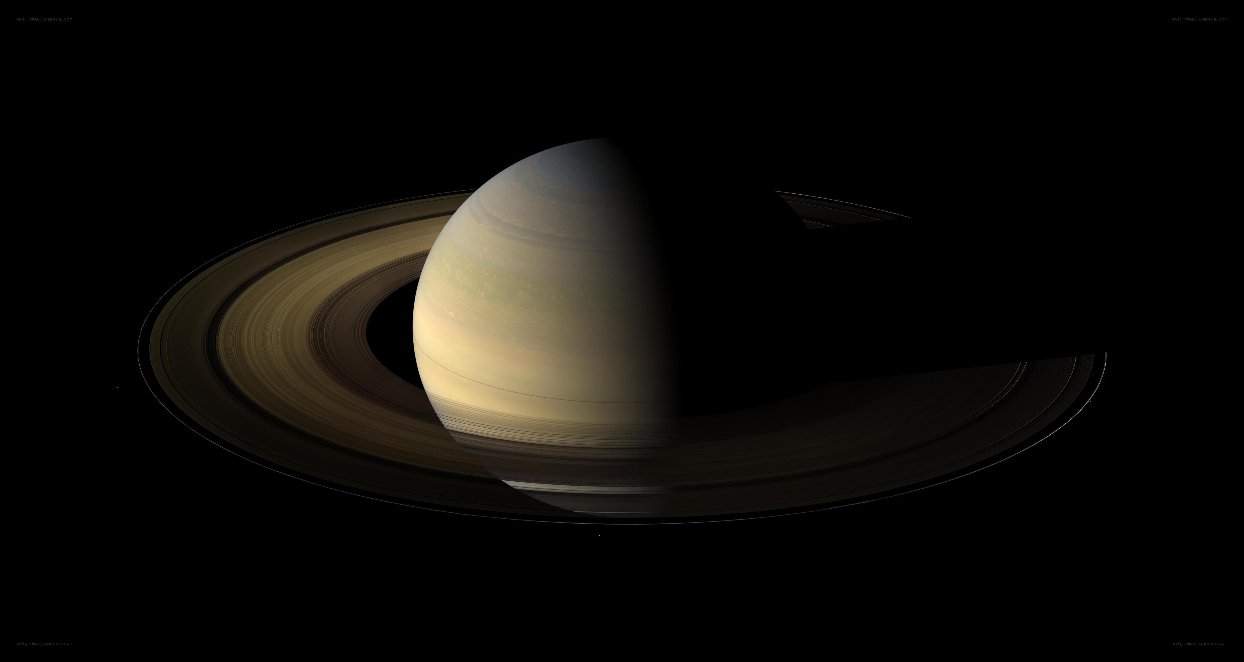 Saturn with its rings