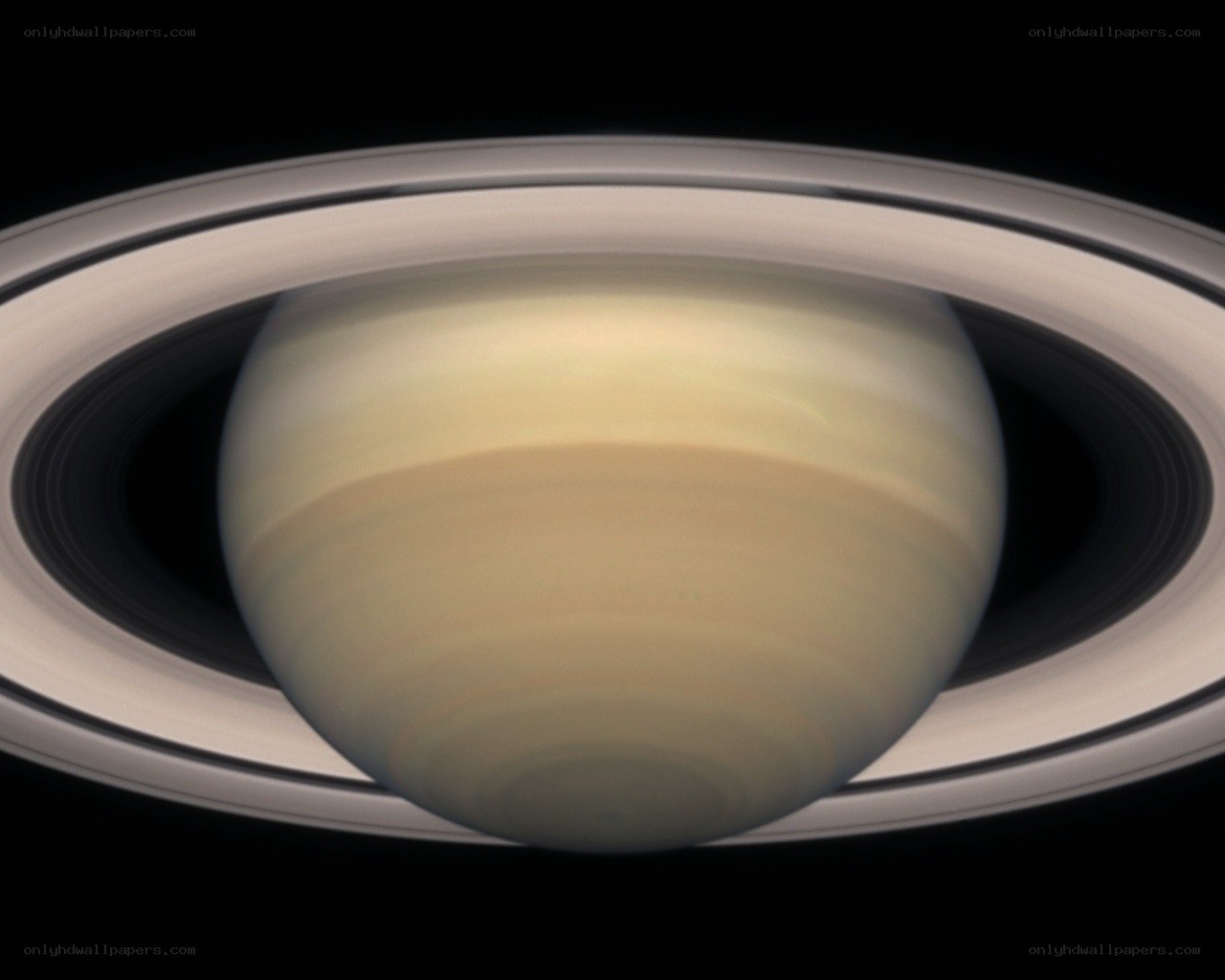 Saturn with its rings