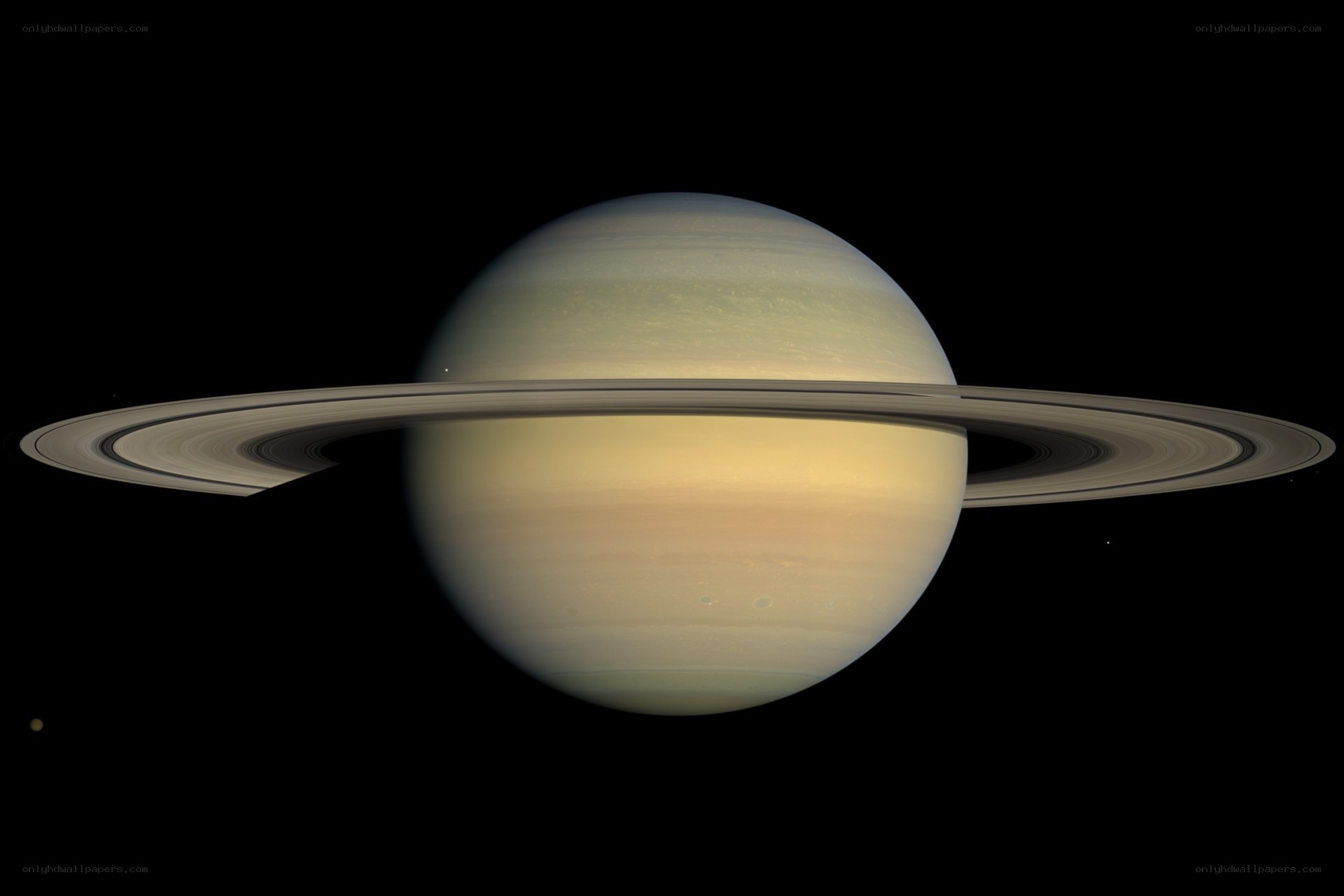 Saturn with its rings
