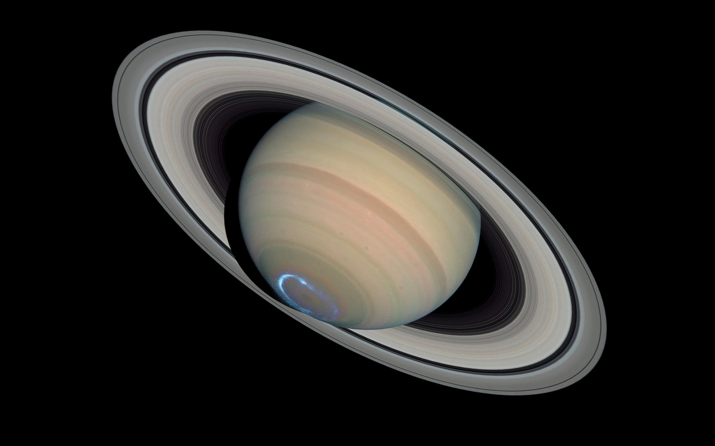 Saturn with its rings