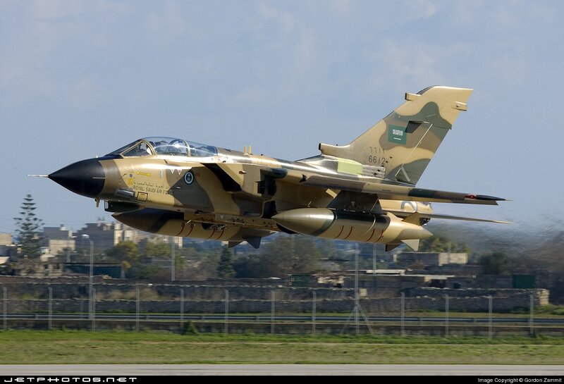 Saudi Arabian Fighter Jet — Tan, Dynamic