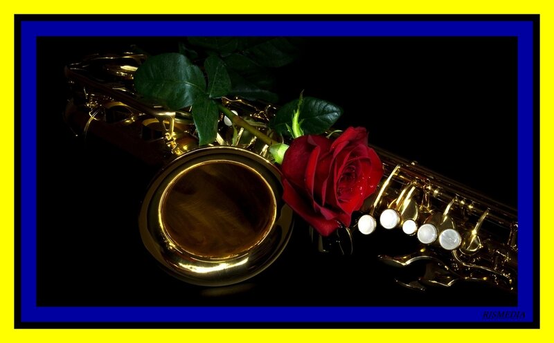 Saxophone with Red Rose — Black