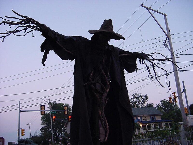 Scarecrow Figure — Black