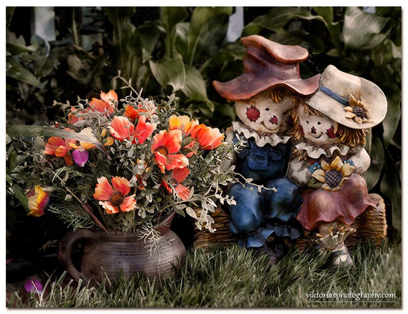 Scarecrow Figurines with Flowers