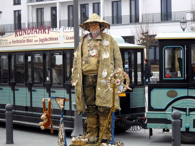 Scarecrow Statue