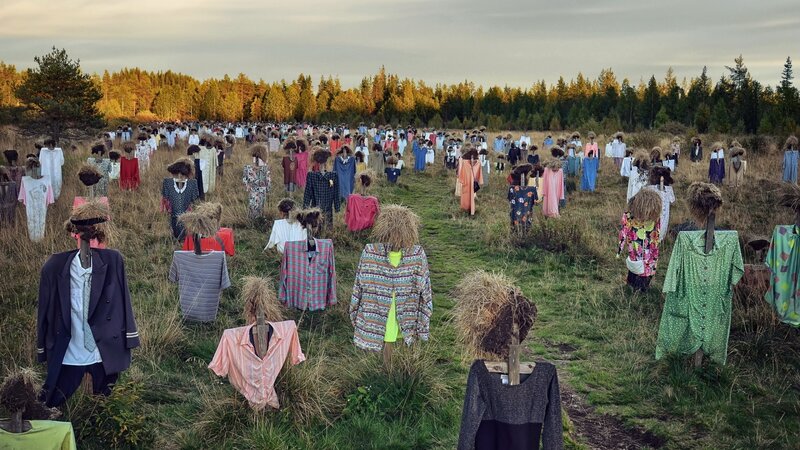 Scarecrows in a Field — Green