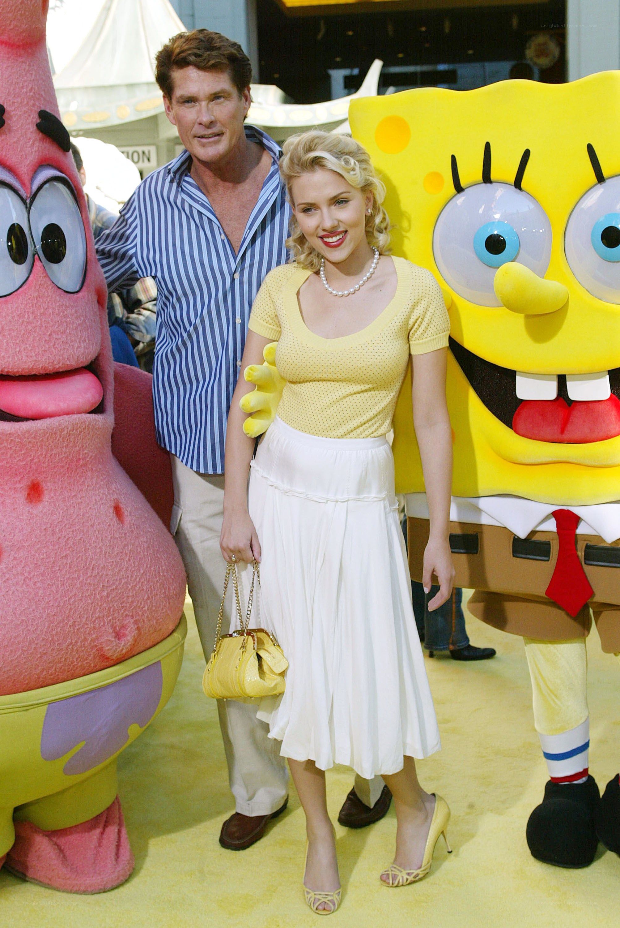 Scarlett Johansson with SpongeBob and Patrick