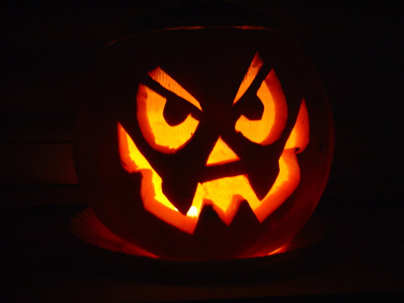 scary carved pumpkin